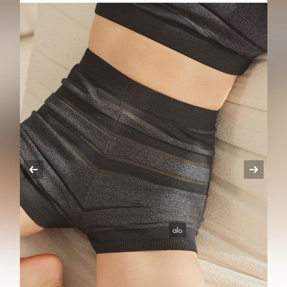 ALO Yoga Black/Onyx Knit Sport/Play Bra - Picture 4 of 4